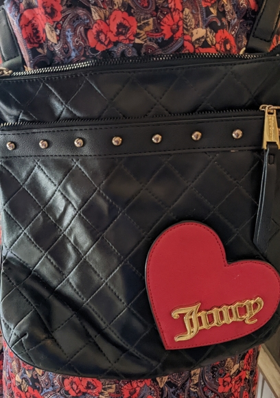 Juicy Couture 'Cross My Heart' crossbody bag - Picture 1 of 14